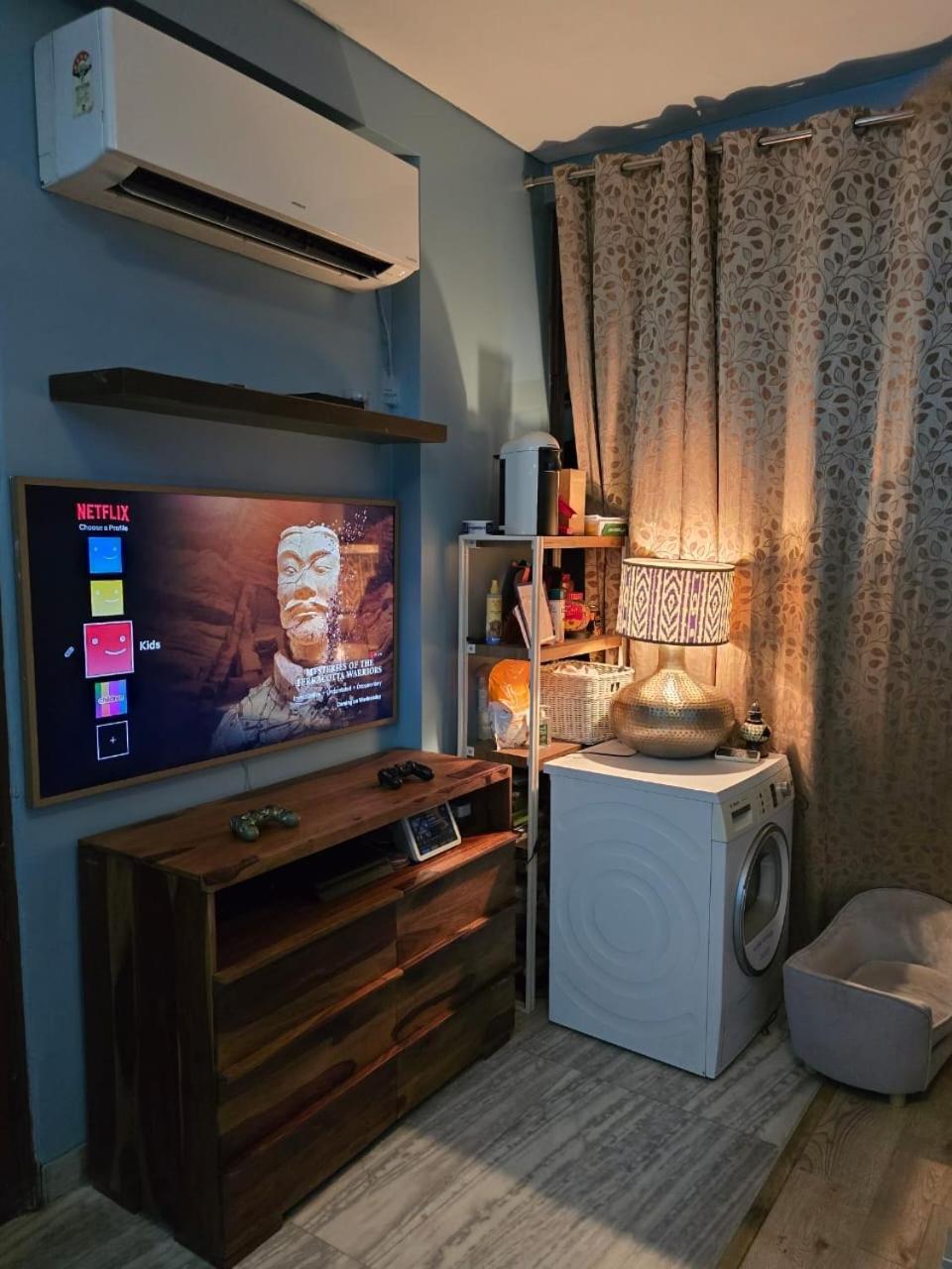 Urban Haven-relax In Style Cr Park Gk2 Homestay